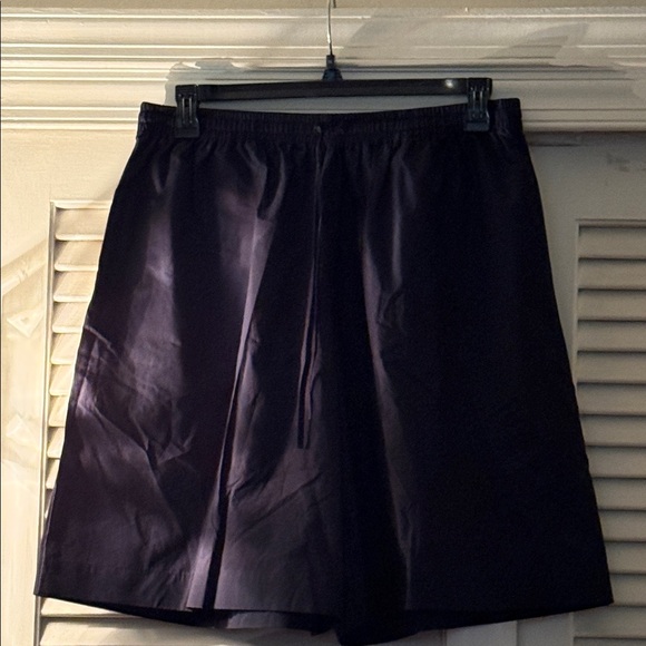 NWT - COS Women's Navy Bermuda Shorts - Picture 1 of 5